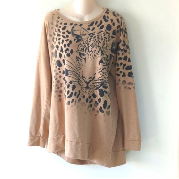 Chico’s Leopard Print Tan Women's Tunic - Picture 3 of 5